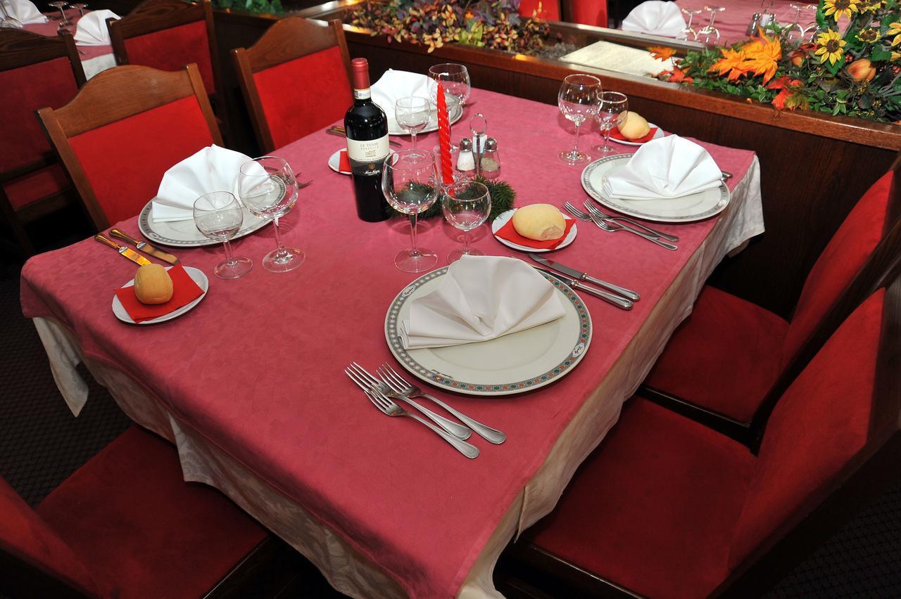 Hotel Nazionale Bormio Buitenkant foto