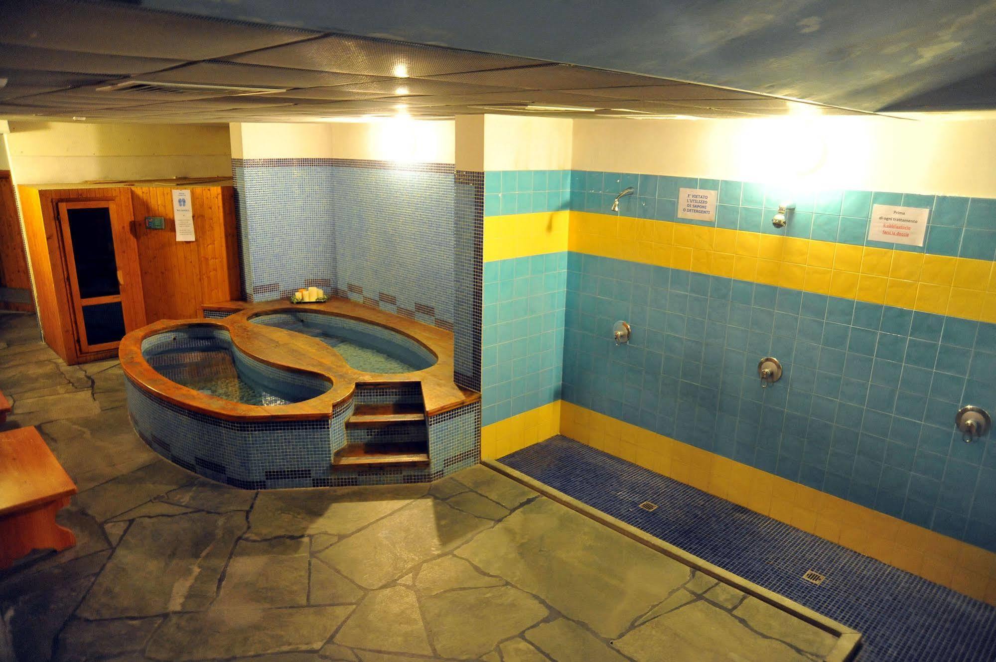 Hotel Nazionale Bormio Buitenkant foto