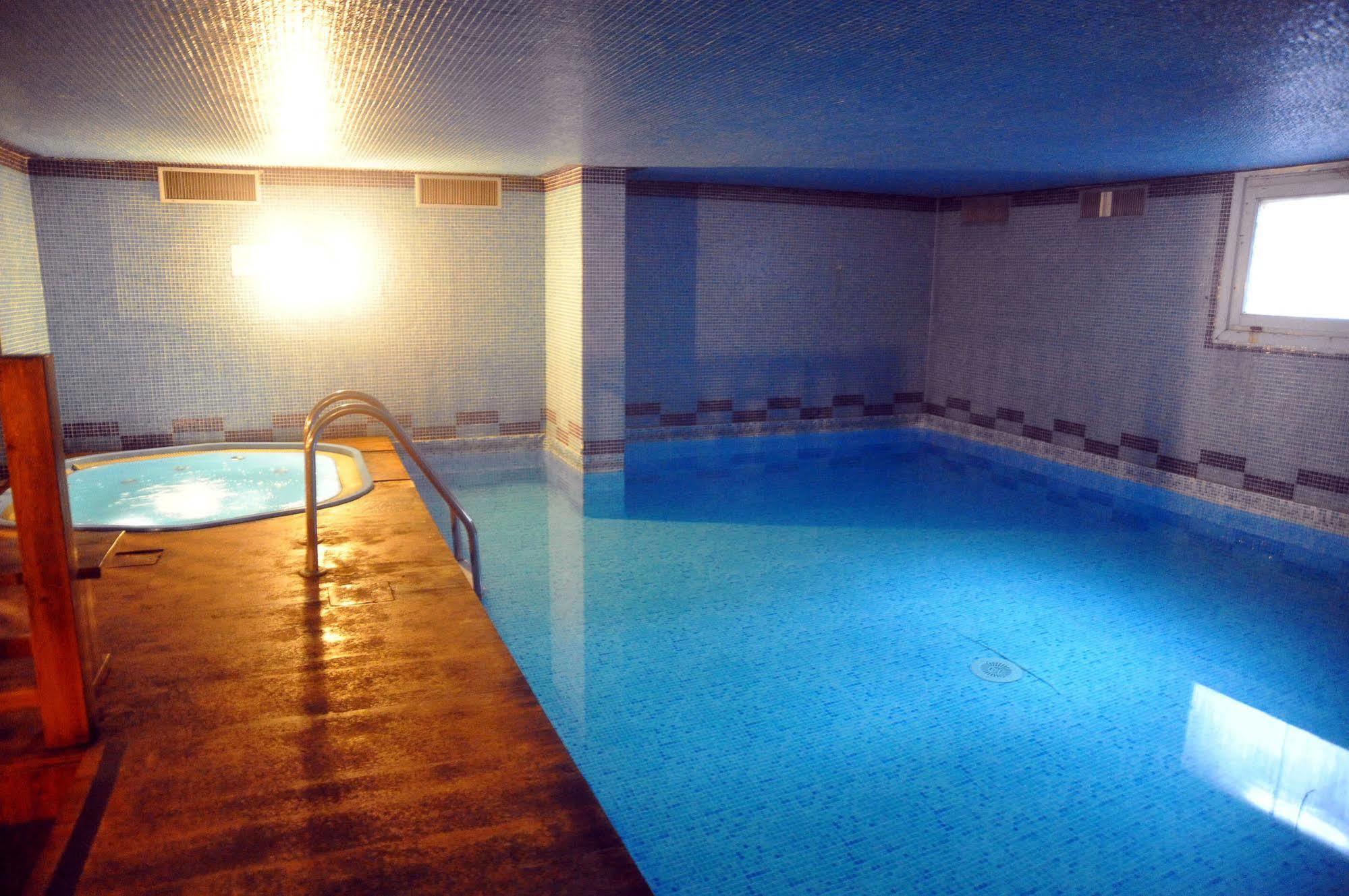 Hotel Nazionale Bormio Buitenkant foto