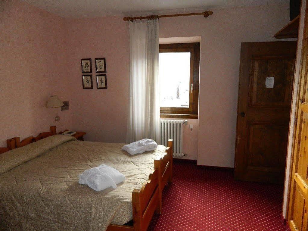 Hotel Nazionale Bormio Buitenkant foto
